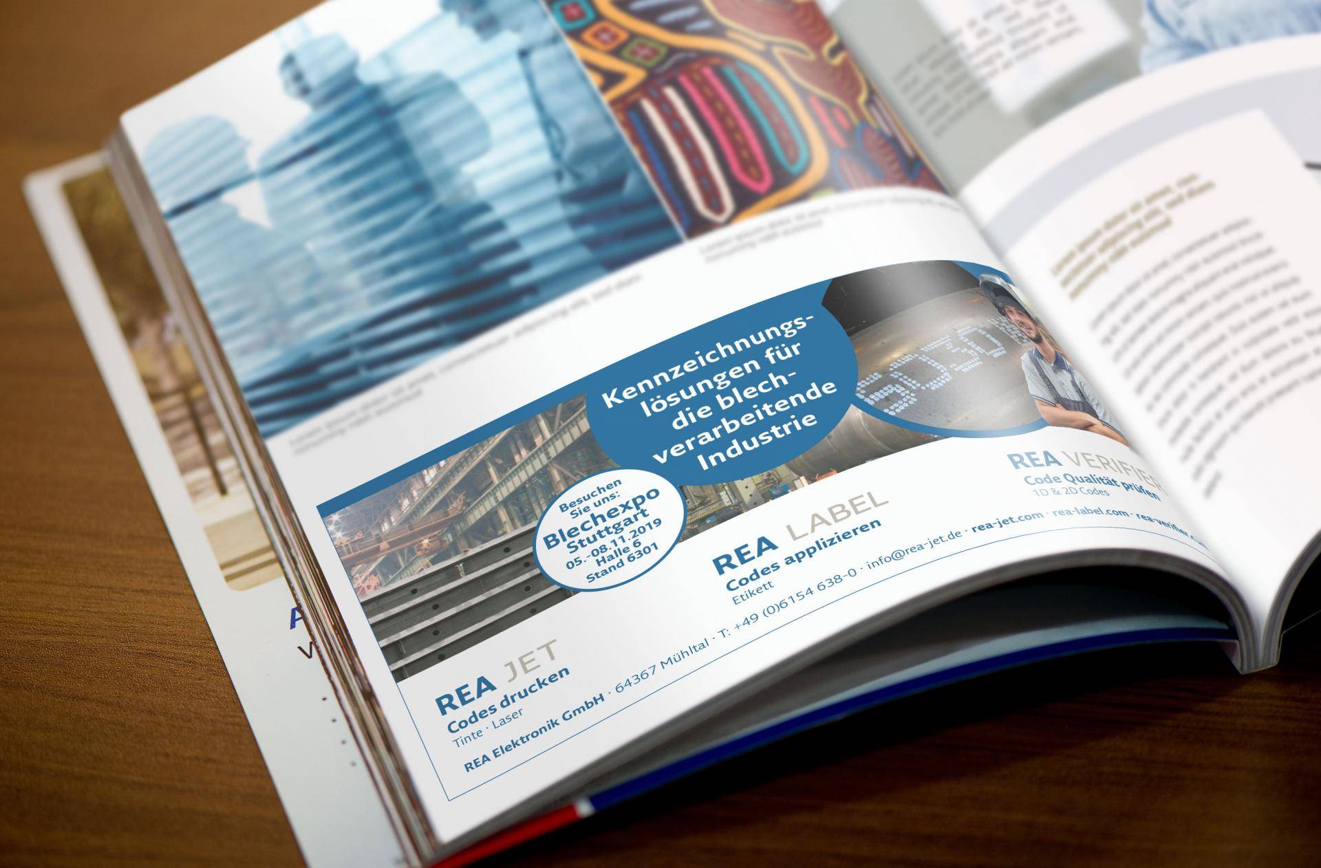 magazine mockup media 2